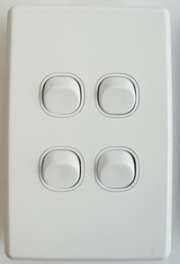 CLIPSAL CLASSIC 4 GANG SWITCH